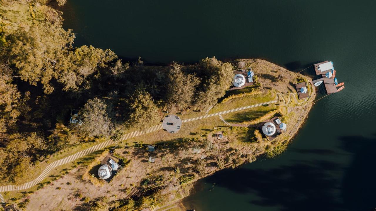 Domus Glamping Guatape Hotel Exterior foto