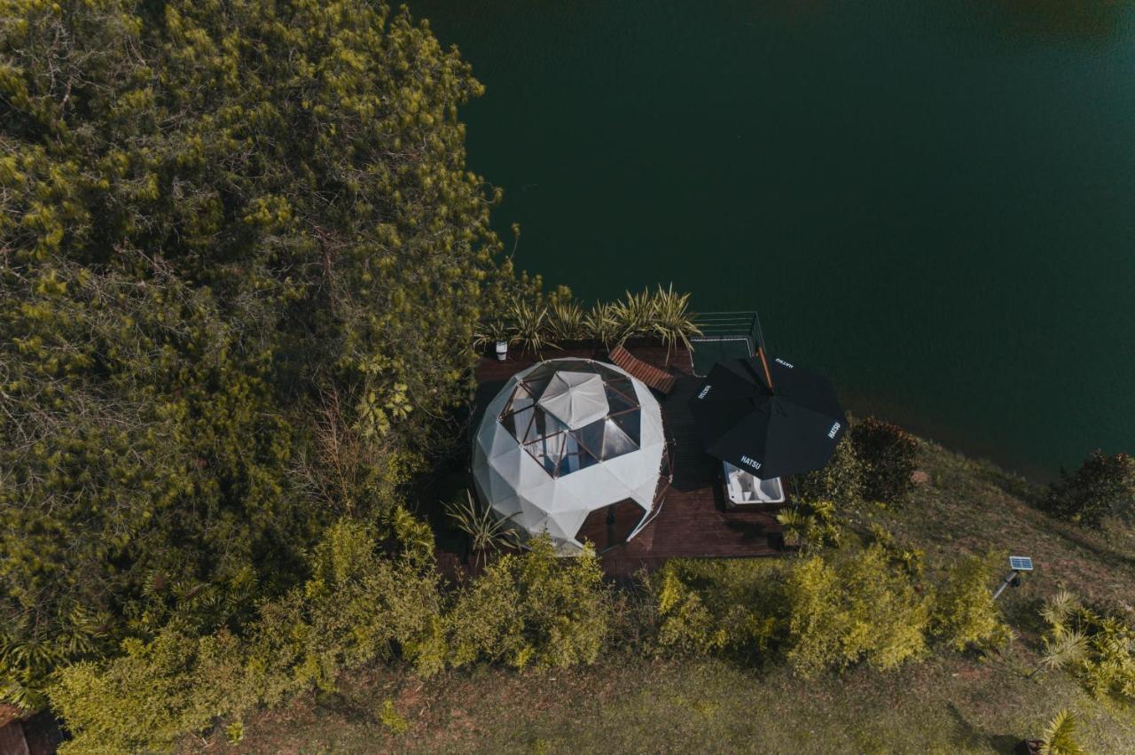 Domus Glamping Guatape Hotel Exterior foto