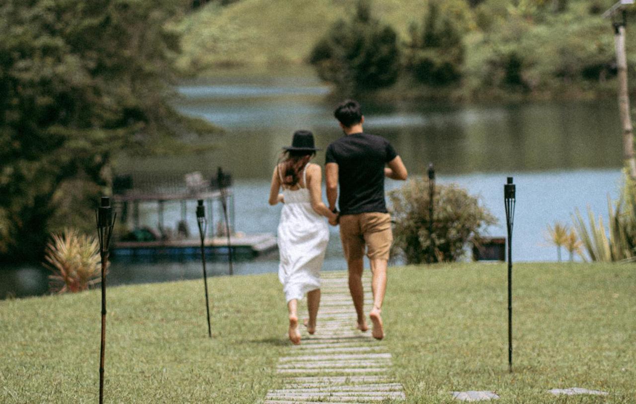 Domus Glamping Guatape Hotel Exterior foto