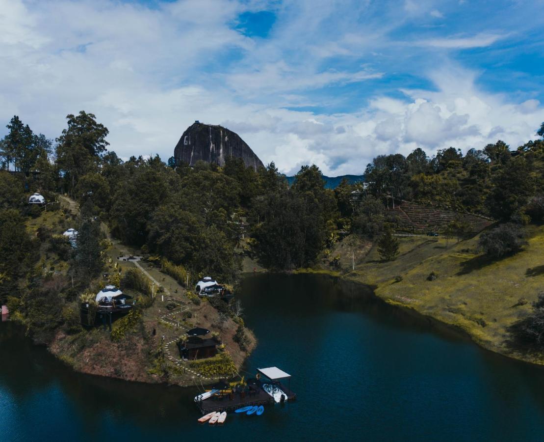 Domus Glamping Guatape Hotel Exterior foto