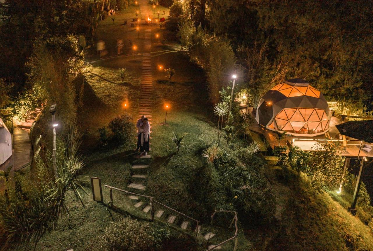 Domus Glamping Guatape Hotel Exterior foto