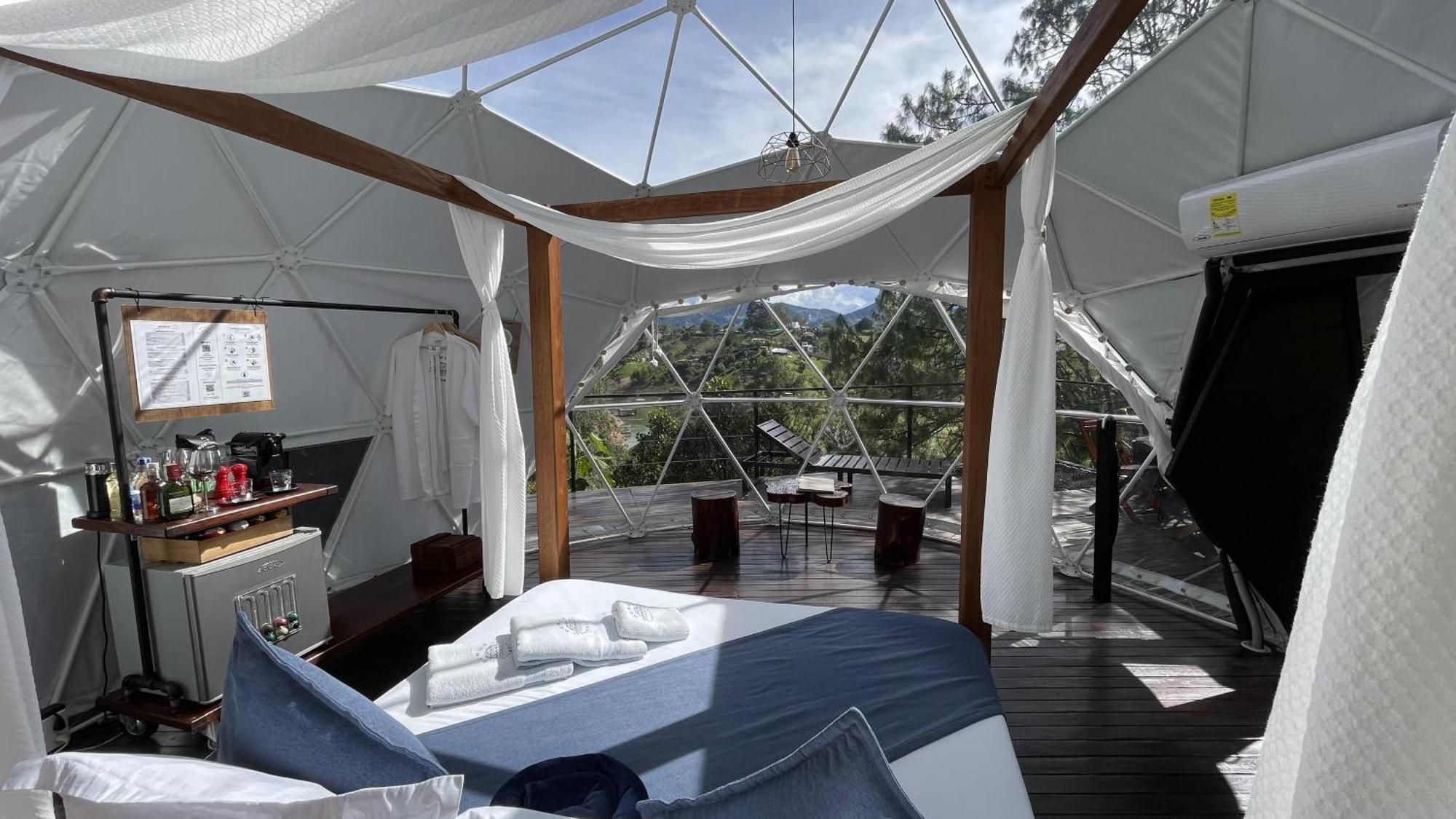 Domus Glamping Guatape Hotel Exterior foto